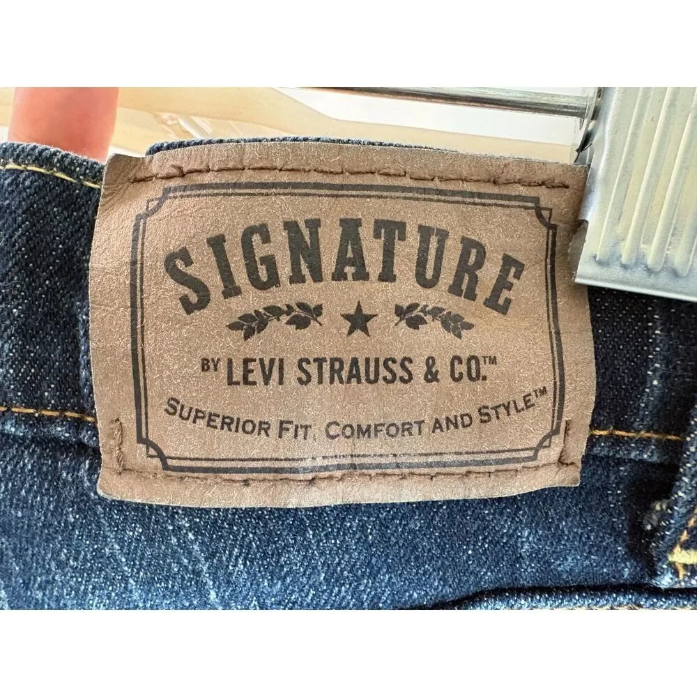 Signature Levi Strauss Boys Athletic Fit Adjustable Waist Jeans - Size 7 Regular